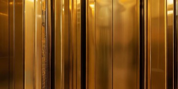 物业电梯内饰金色究竟叫什么？